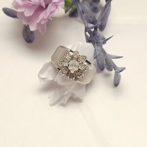 Vintage Sarah Coventry Silver Plated Crystal Flower Ring Size 5